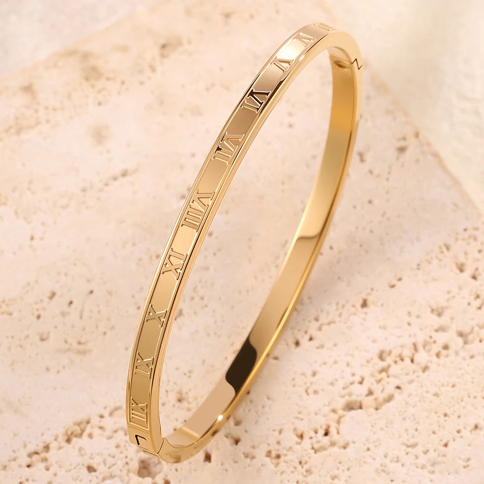 Zircon Spark Bangle